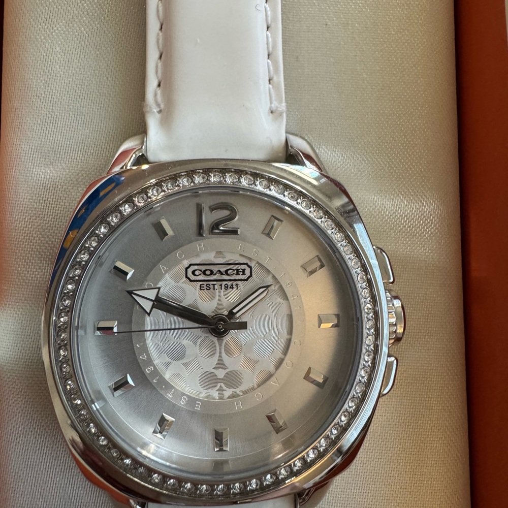 Coach White Leather Strap Women's Watch with Crystal Accents - Picture 2 of 7